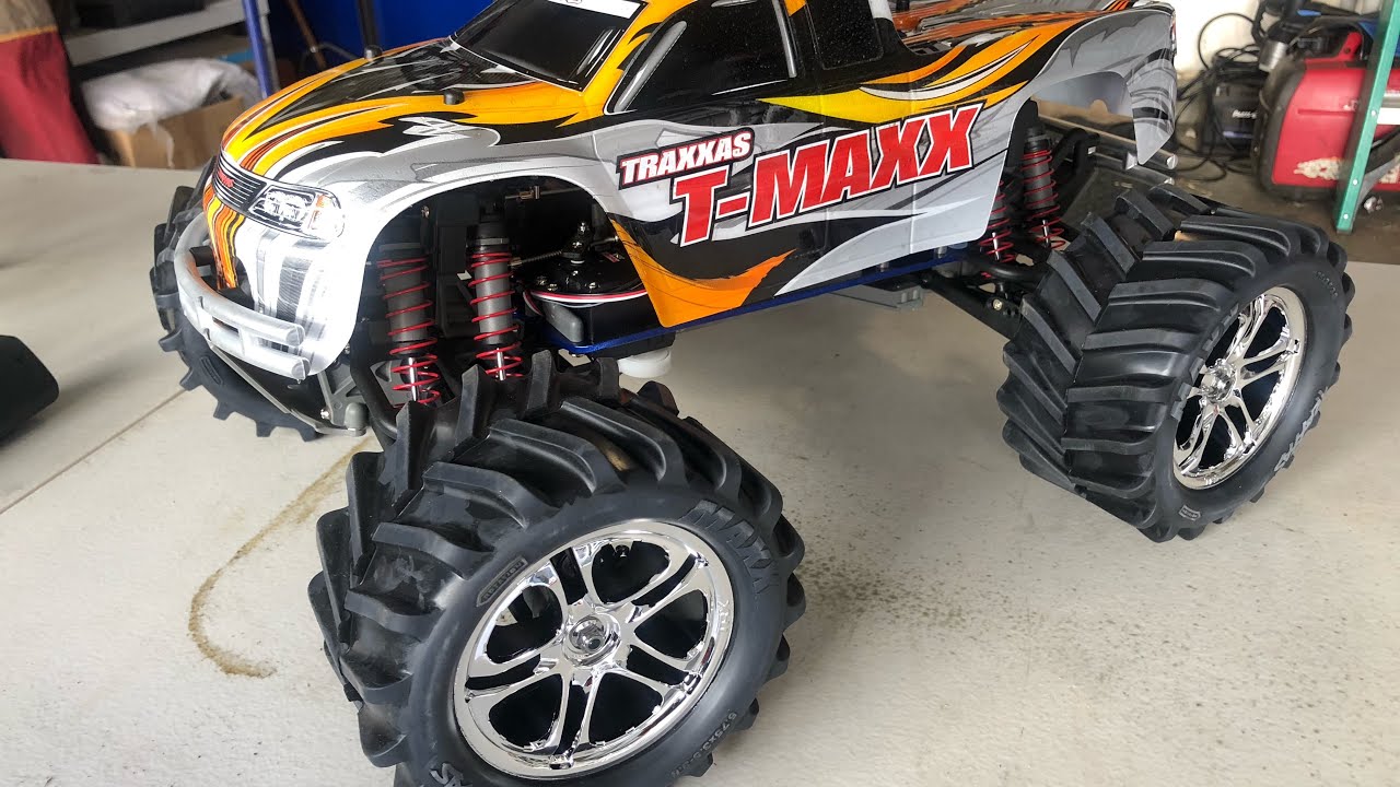 Traxxas T-Maxx 2.5 classic Tunning Nitro и проблема, с которой я столкнулся, была нелегкой на это...