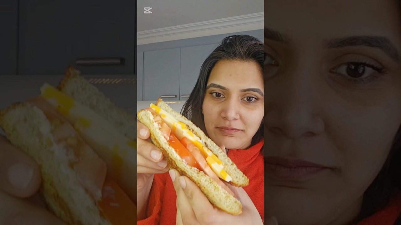 🍅 Tomato sandwich — with cheese or without? 🧀 