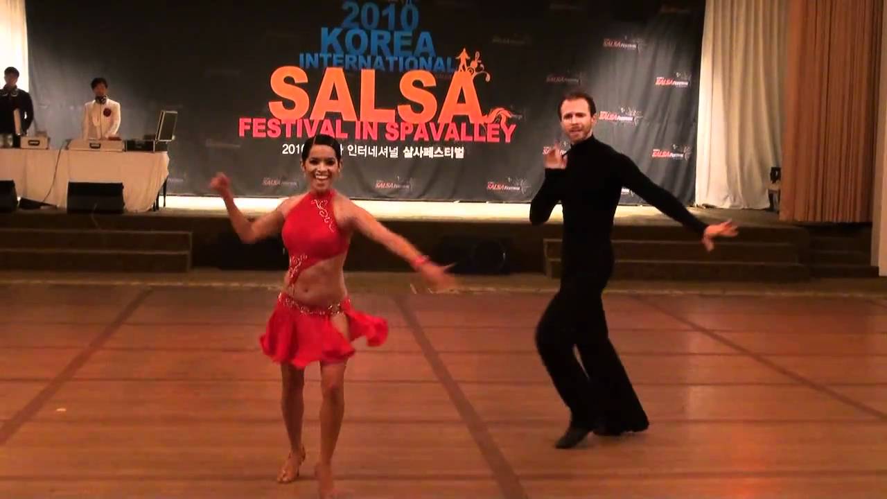 BAILA Society at KOREA INTERNATIONAL SALSA FESTIVAL Daniel and Ahtoy