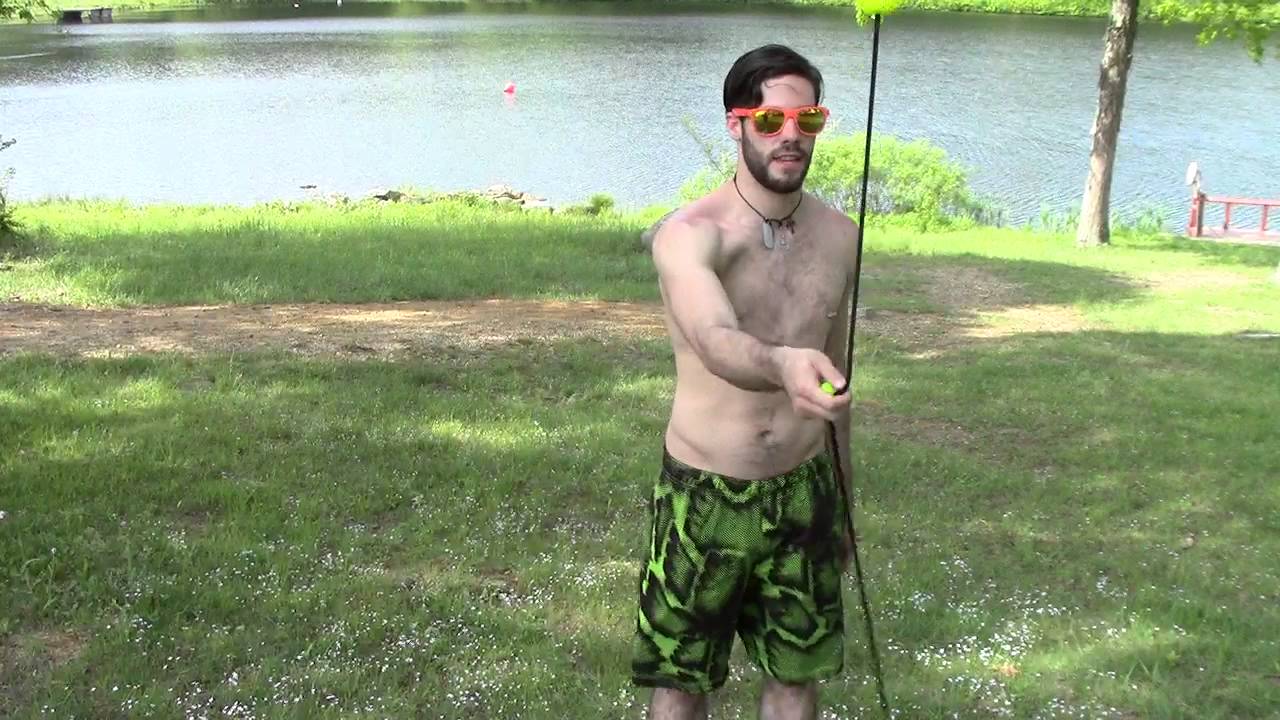 Matt C: Intro to 2 poi, 1 hand