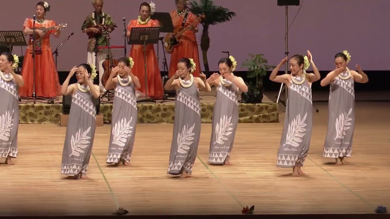 【メア ハワイ】25-2-13 E ʻIke I Ka Nani A ʻO Poliʻahu エイケイカナニ　アオポリアフ