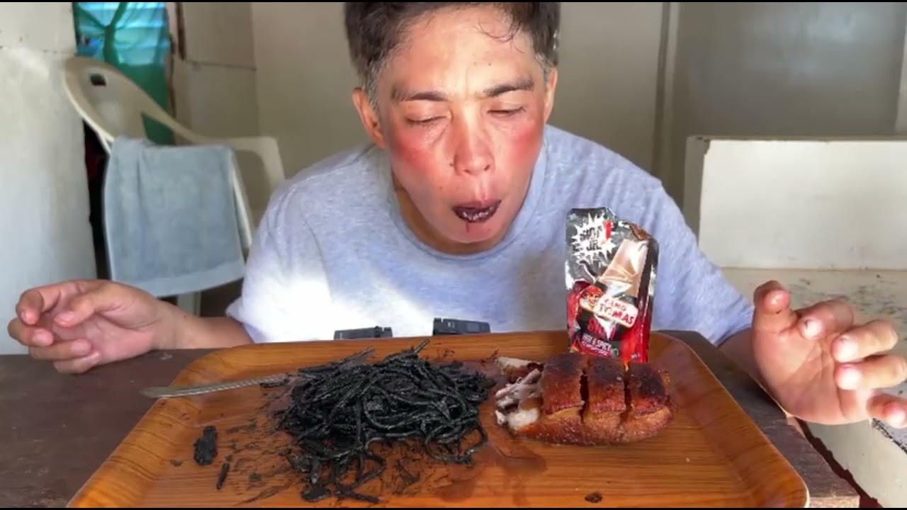 Black Spaghetti w/ Lechon kawali Mukbang | Filipino food | Mukbang Philippines 