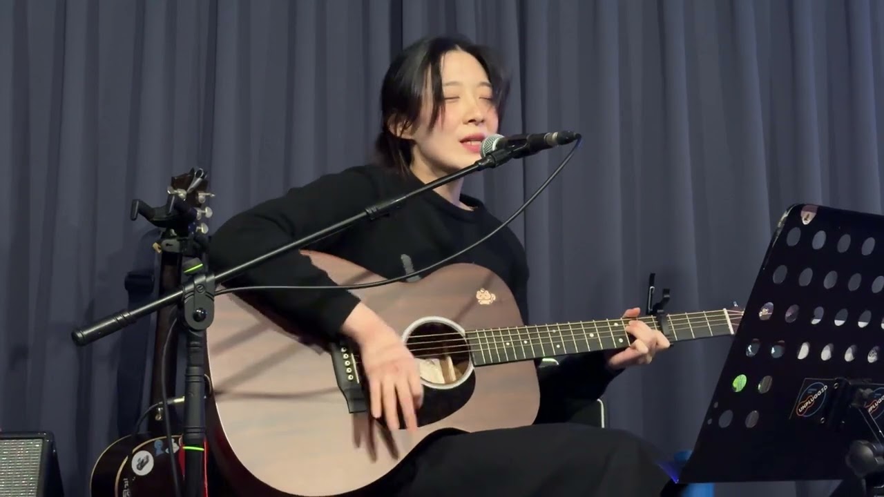 251225 김초록 - 사랑한다는 말이 제일 어렵다네 | 언플러그드 라운지