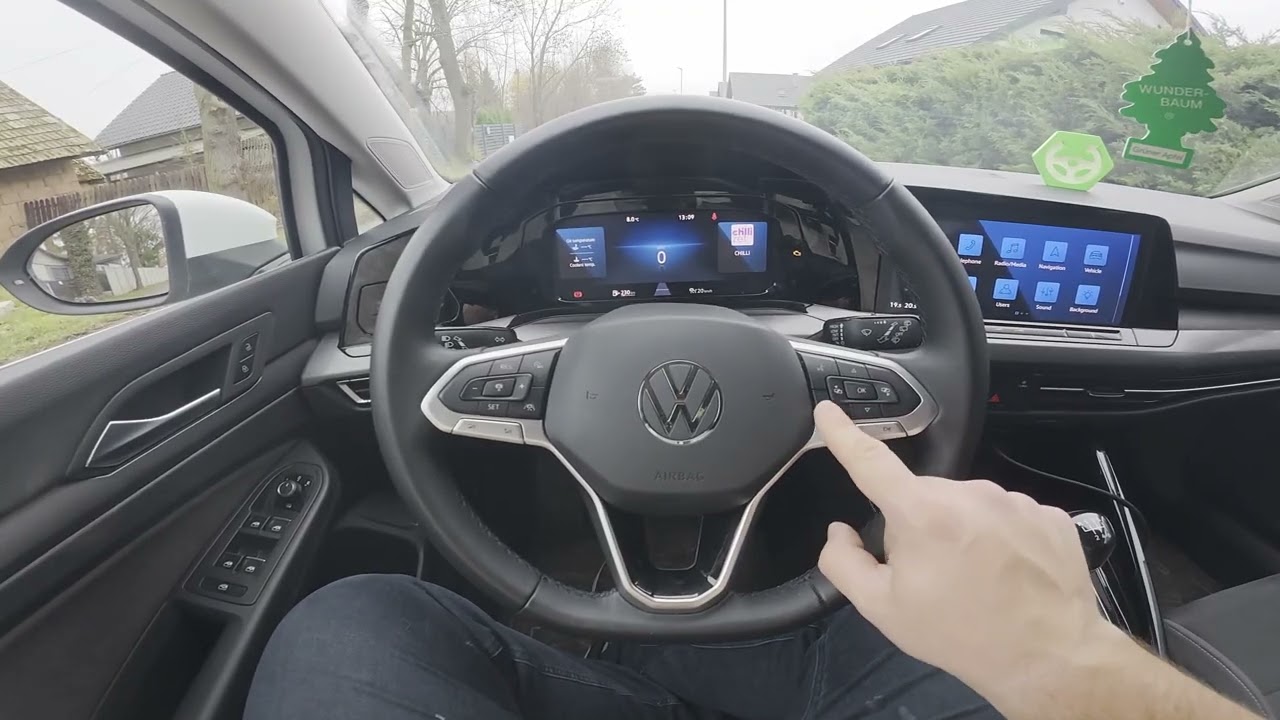 Volkswagen Golf VIII – How to Find Coolant Temperature