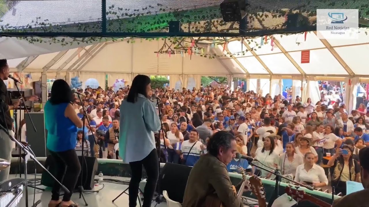 Nicaragüense celebran la independencia en Zaragoza España