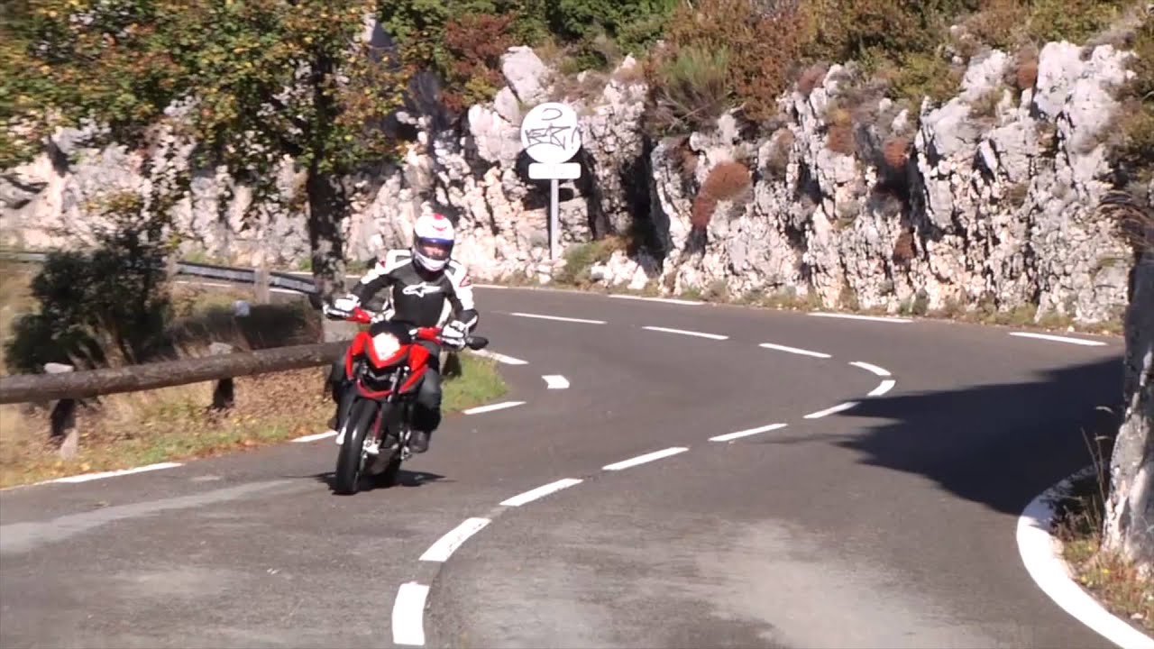 AcidMoto.ch Diaries: Episode 2 - MV Agusta Rivale 800