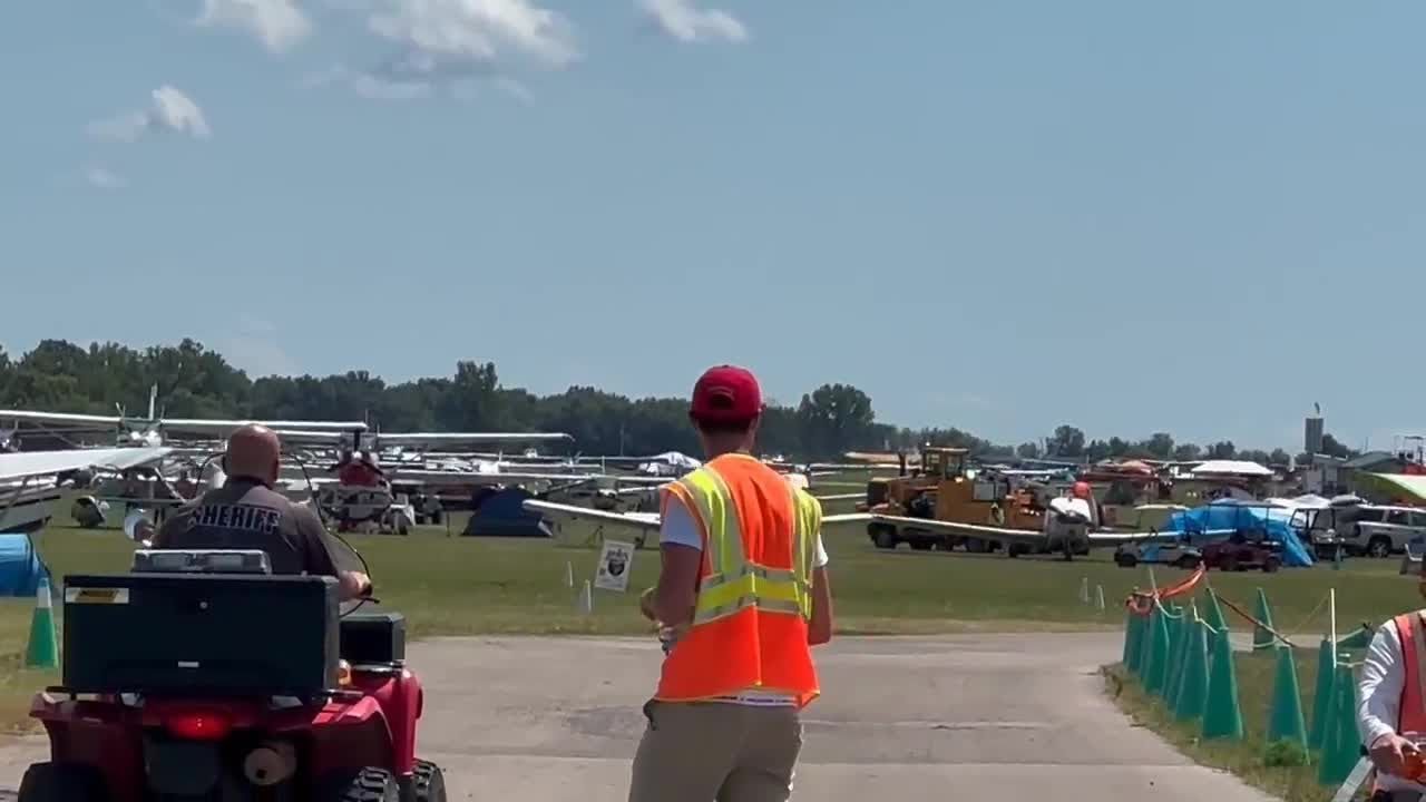 EAA mid-air collision