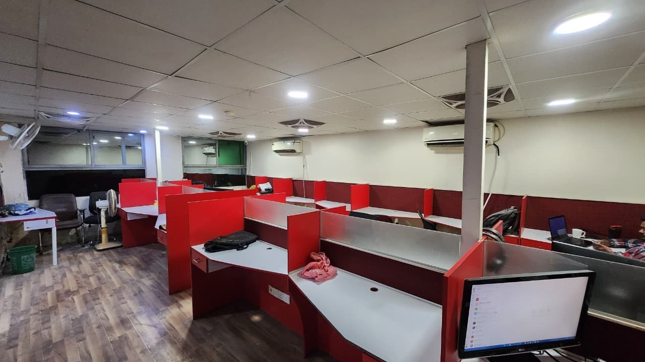 1600 Sq Ft Furnished Office available at main Shahra e Faisal 24/7 Building with Backup Generator