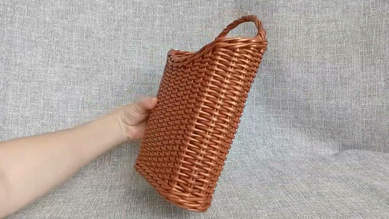 Wicker door basket.
