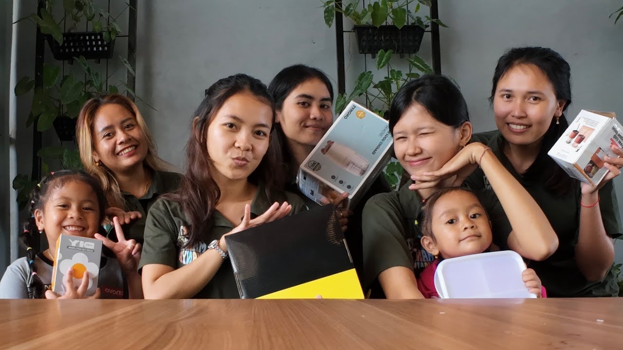 Valentine Edition || Mini Vlog Full Team Grilss AMG Lunch Together🥰 || Tukaran Kado Juga😆✨