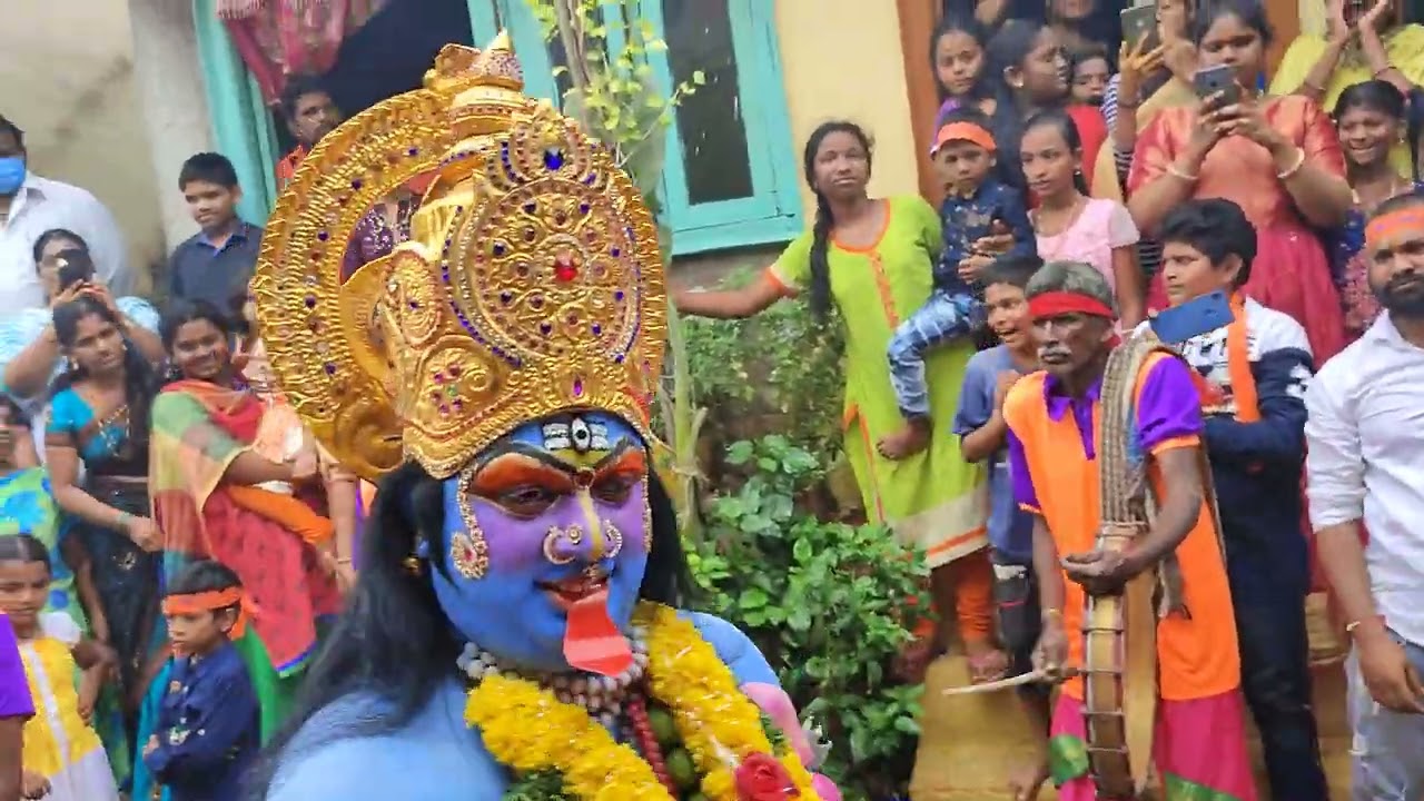Ganganamma Thalli Kolupulu At Tenali Depo Center... Doguparthi Venu Kallika, Tenali (14/08/2022)