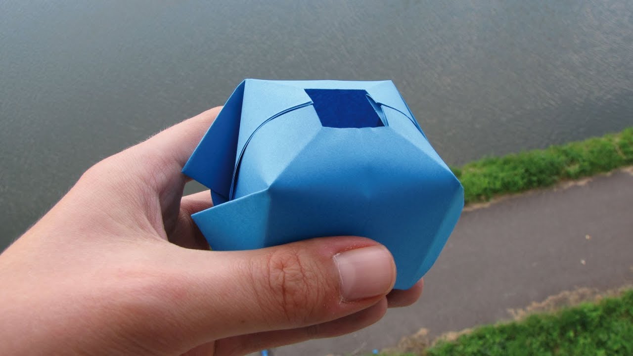 How to Make a Paper Water Bomb 💧💣 - Fun Origami !