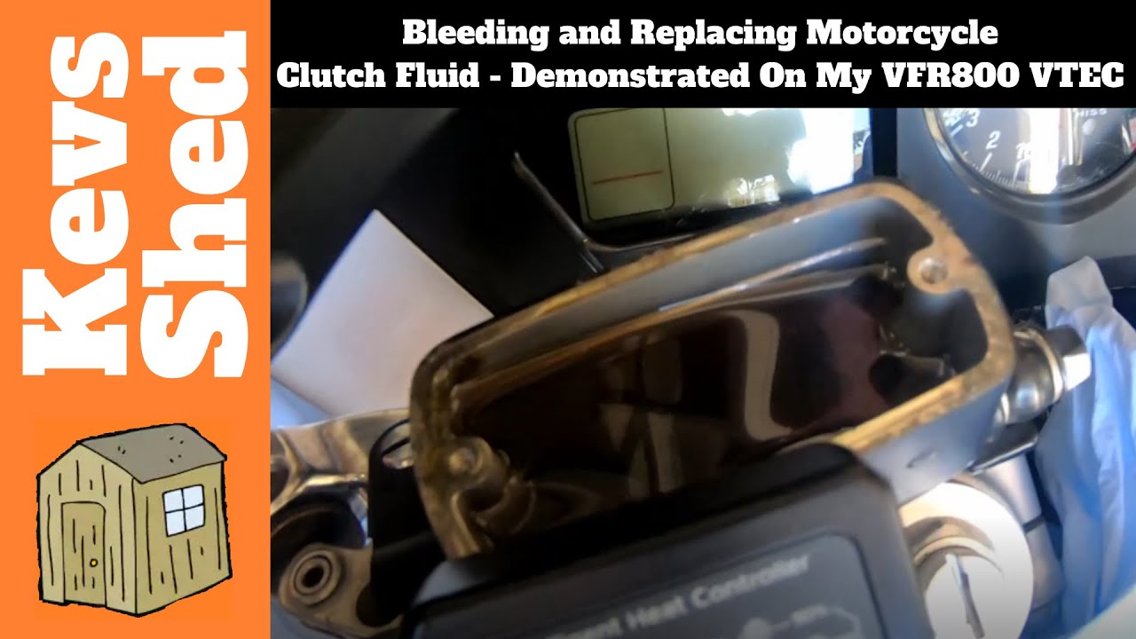 Bleeding And Replacing Motorcycle Clutch Fluid - Demonstrated On My 2003 Honda VFR800 VTEC
