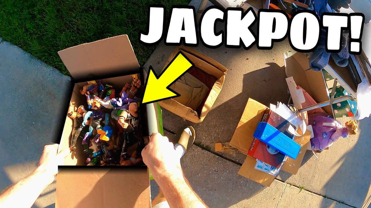 Buying a 34-Year Old Action Figure Collection at a Yard Sale!