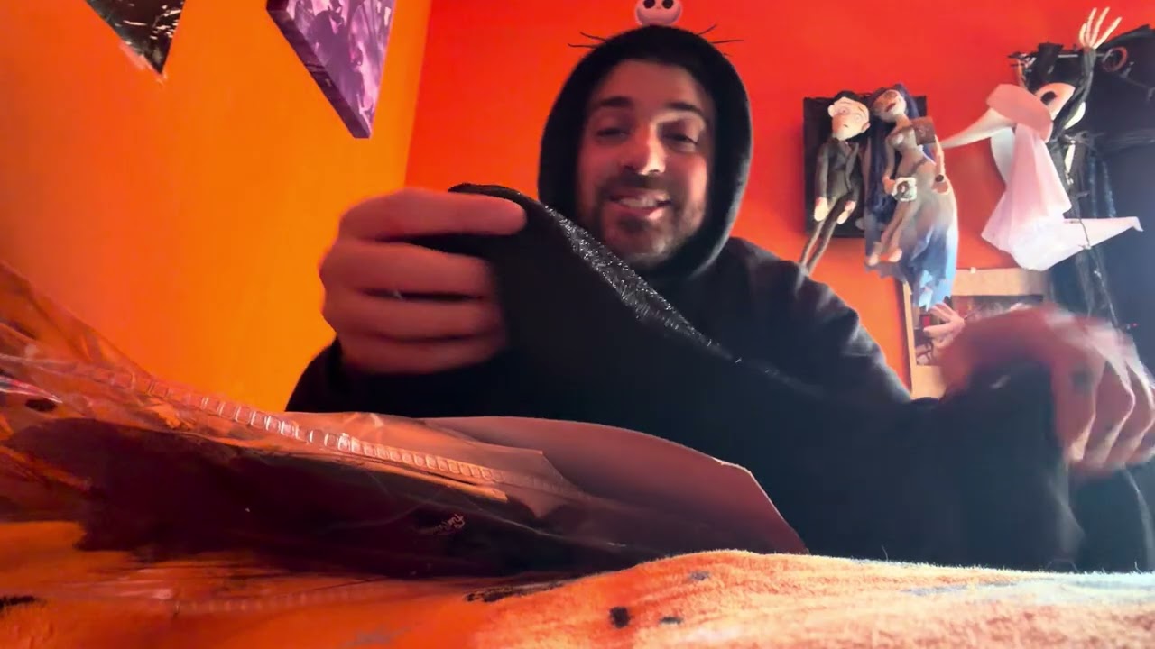 #Ghostface 25th Anniversary  scream costume unboxing 🔪🔪🔪🔪🔪🕸️🕸️🕸️💀💀🎃🎃🎃🎃🎃🎃🎃🎃🎃🎃
