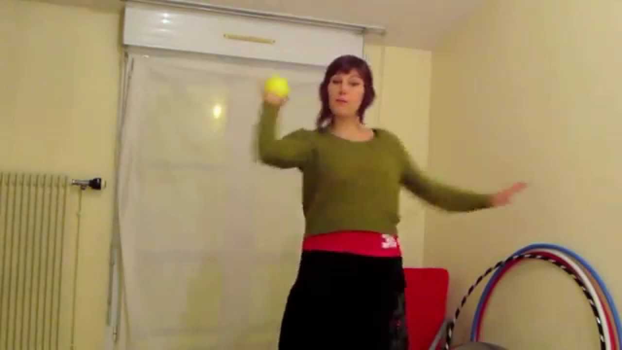 Contact Juggling Lesson : Plane Changing Butterflies