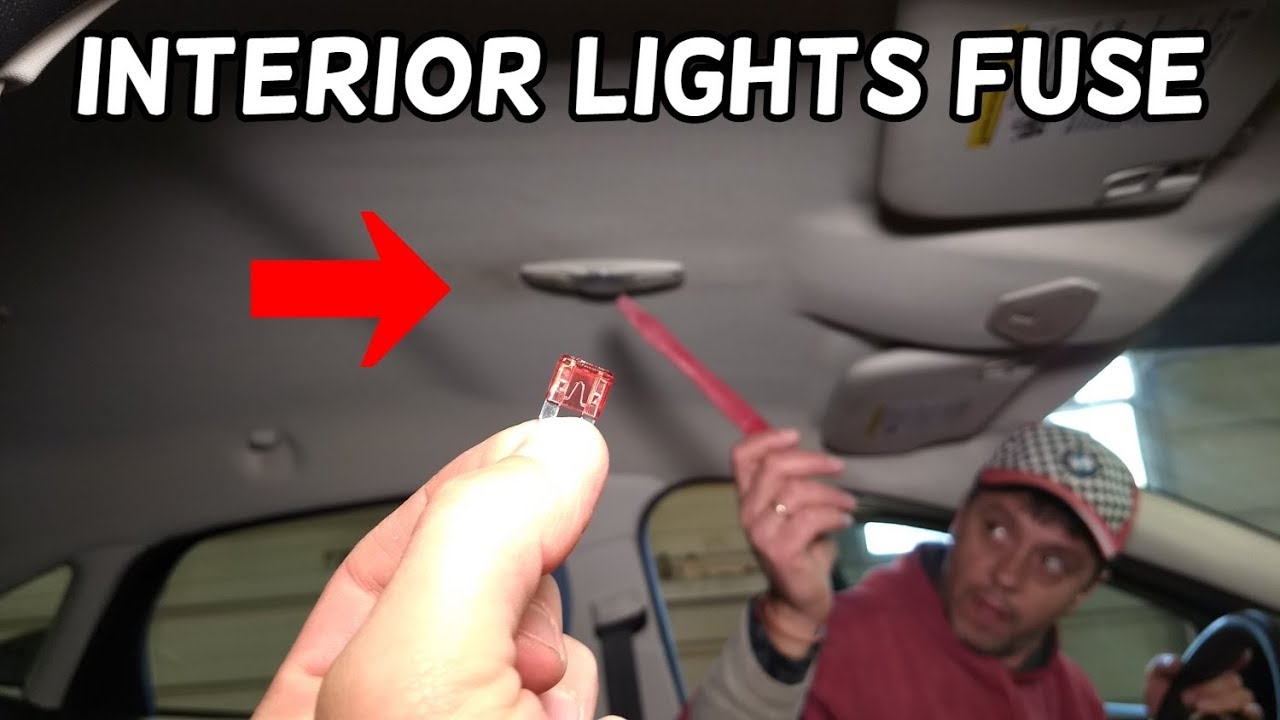 INTERIOR DOME LIGHT FUSE LOCATION AND REPLACEMENT FORD FOCUS MK3 2012-2018