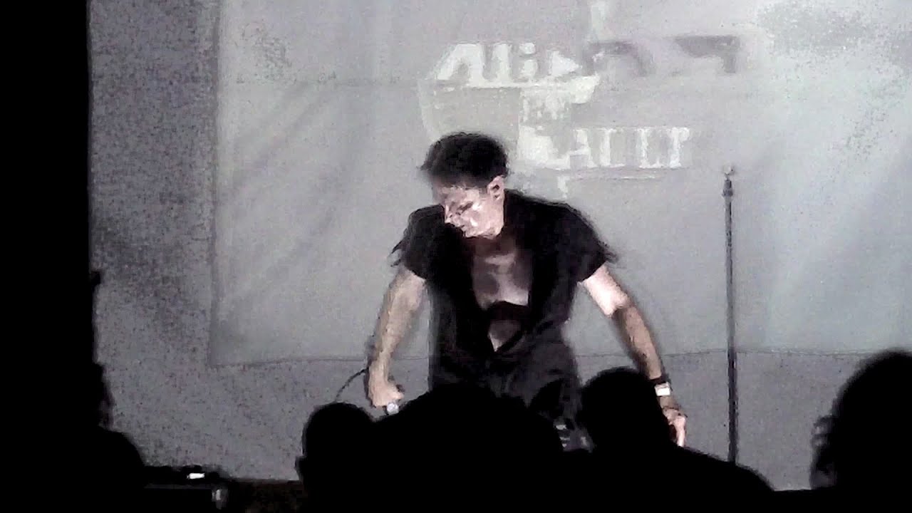 DIVE - LIVE @ SCHLAGSTROM - 2013