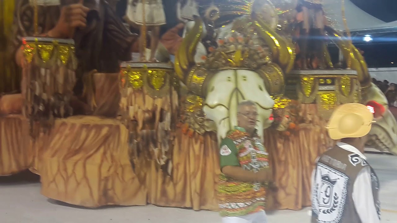 Desfile da X-9 - Pioneira do Samba - Santos 2018.