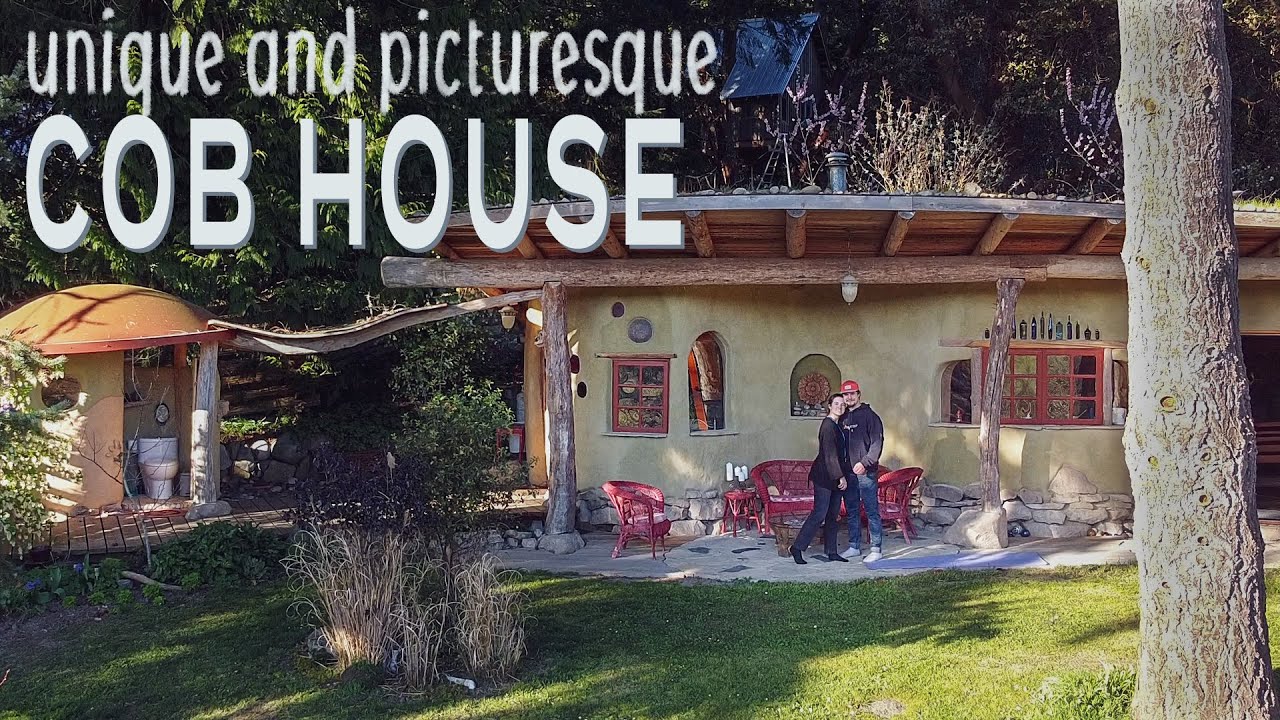 WE STAYED IN A COB HOUSE! Weekend on Mayne Island, Southern Gulf Islands!