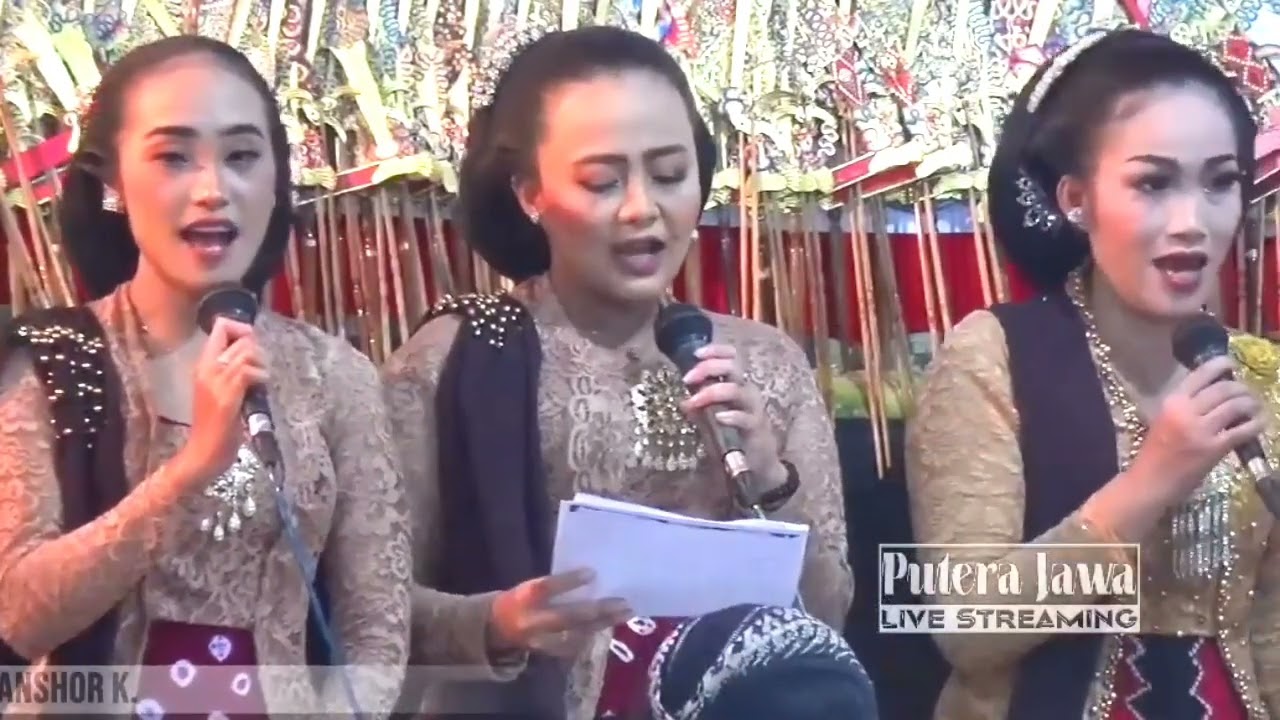 Nglaras Uyon-Uyon Pra Wayangan
