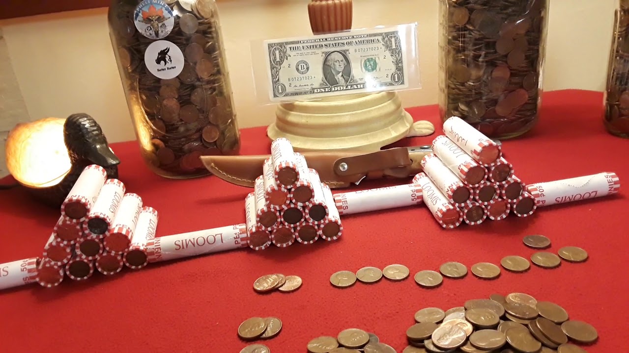 $25 Dollar Penny Box COIN ROLL HUNTING we get a Dozen Wheat Pennies! 1925, 1930's & more!