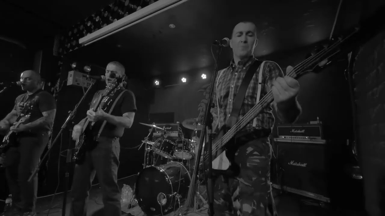 First Attack - We’re the victim (LIVE - Don’t panic Essen)