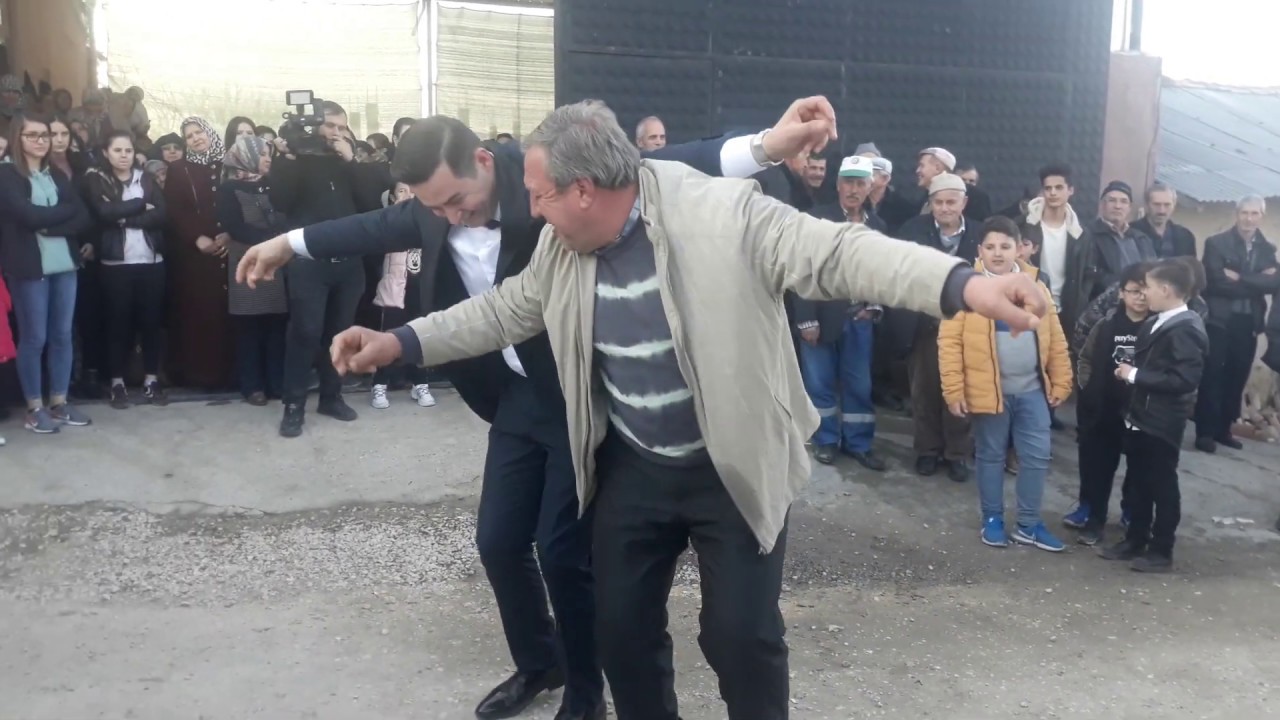 Bizde Çiftetelli Böyle Oynanır 🙋‍♂️😎🍺🥂🍻 Gelin Karşılama.