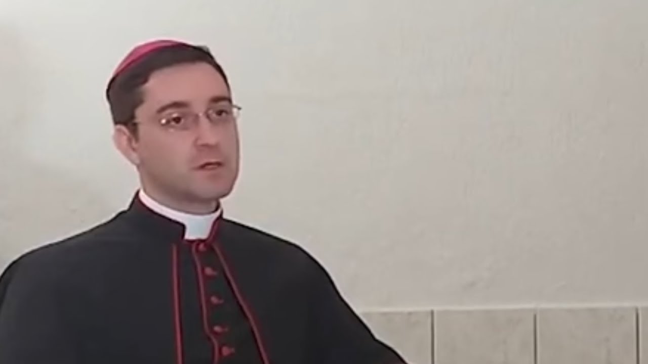 Bishop Pierre Roy: Bishop Lefebvre was non Una Cum in his last years; Una Cum Francis is deception