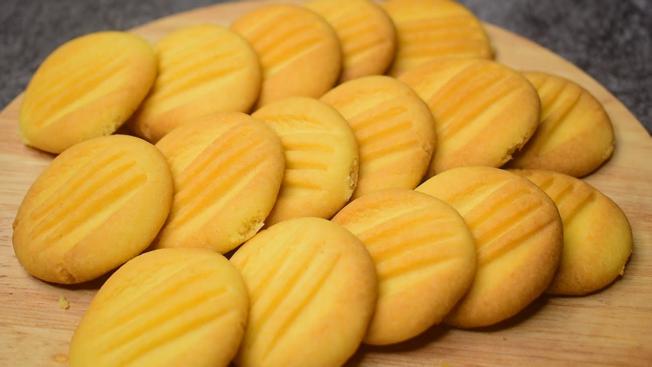 Custard Cookies Bakery Style