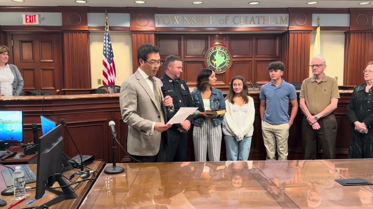 Chatham Township Mayor Mike Choi makes remarks before swearing in