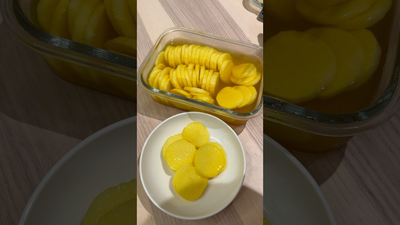 How to Make DANMUJI (Korean Yellow Pickled Radish)💛 #shorts #danmuji #koreancooking #pickledradish