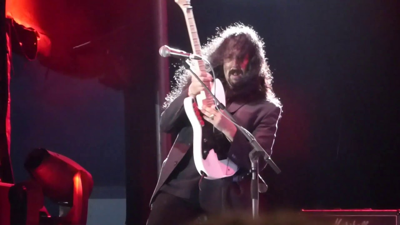 Jimi Bell Solo with Autograph