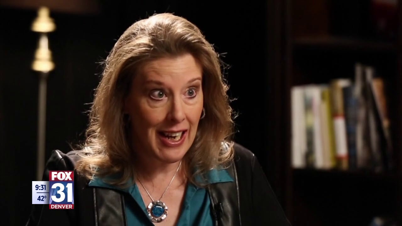 Leticia Stauch body language analysis about Gannon Stauch: Body Language Expert Traci Brown