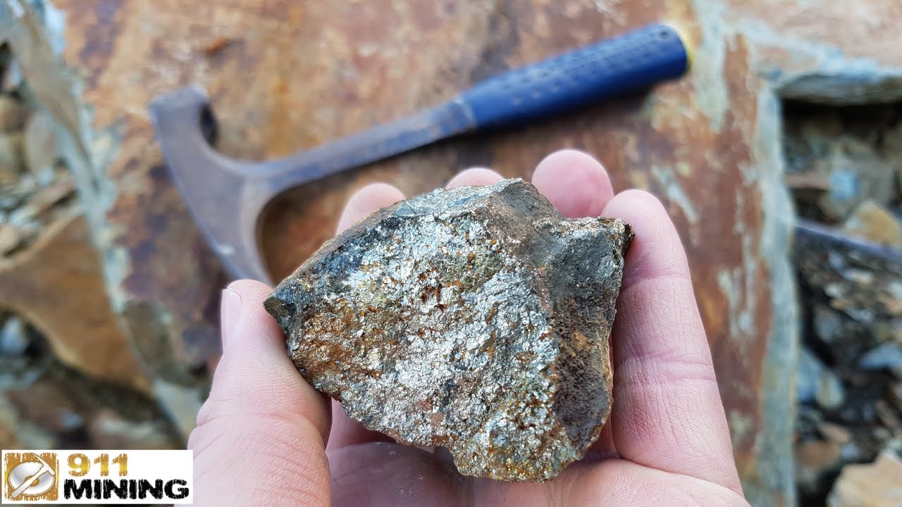 Extensive Rock Outcrop with Free Mill GOLD & High Grade SILVER Ore!