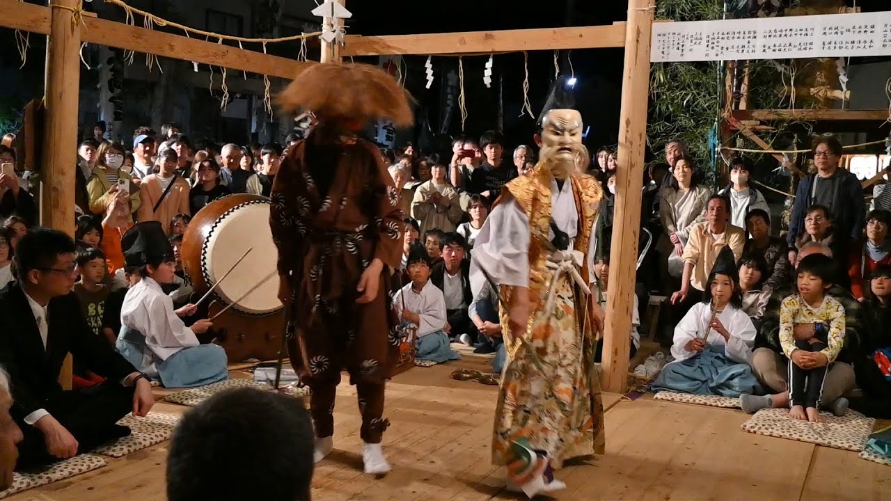 愛媛県八幡浜・川名津天満神社で「柱松神事」