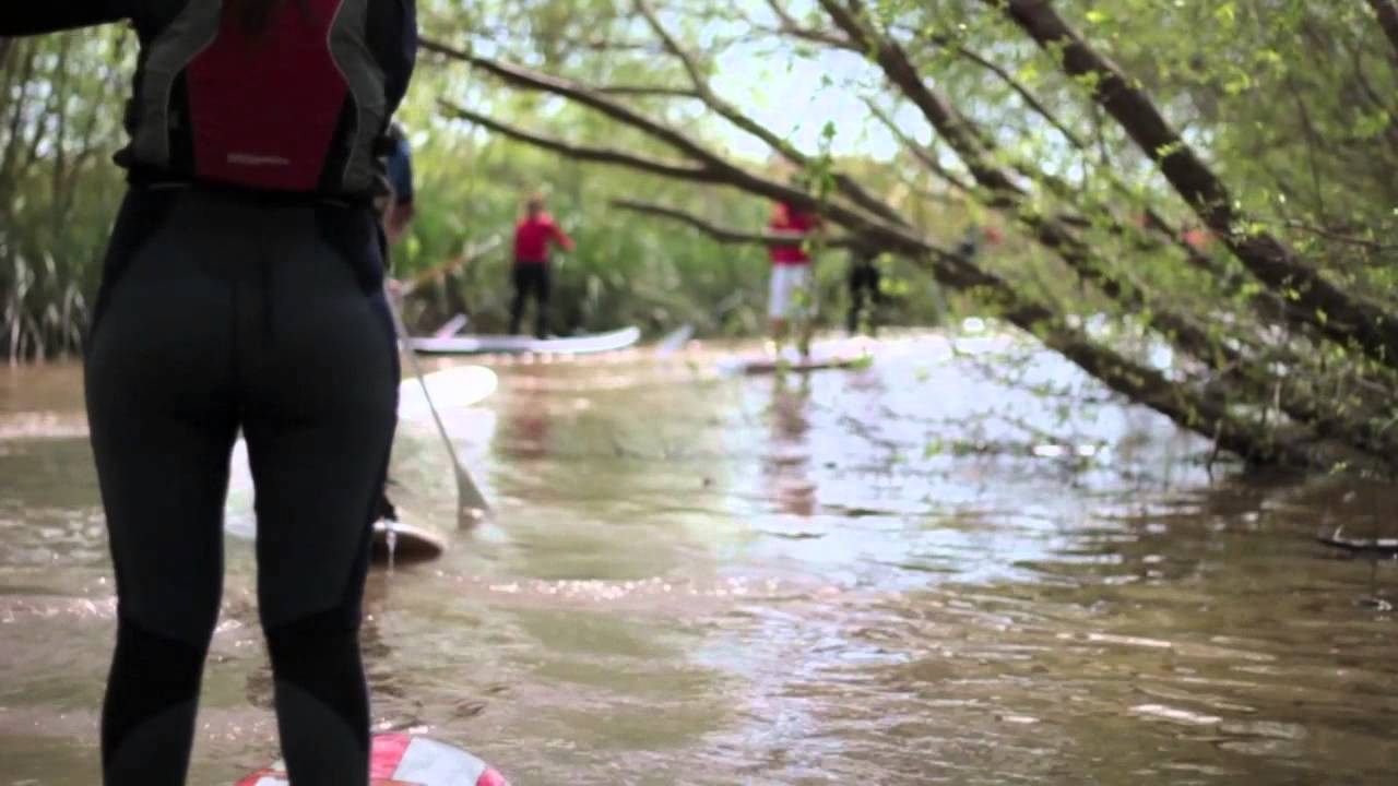 travesia en Stand Up Paddle ( SUP )  de 15 km por el Rio de la Plata , con la Escuela Peru Beach