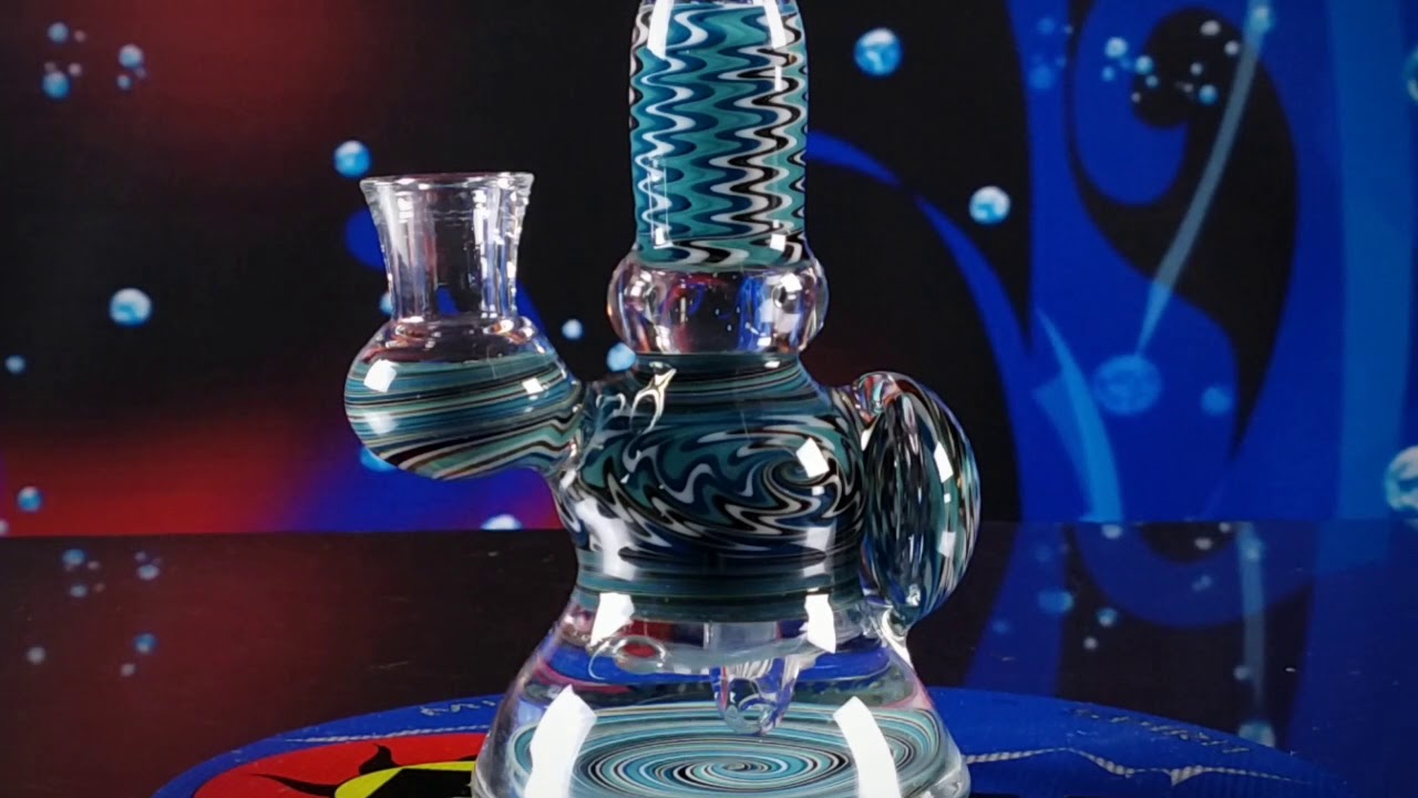 Function video of a Wig wag 8 color section mini tube by Matt Z. Glass