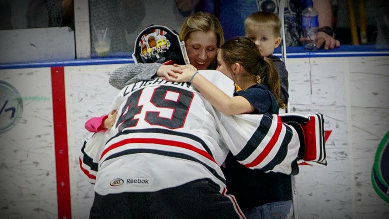 Michael Leighton Inducted Into IceHogs Ring Of Honor