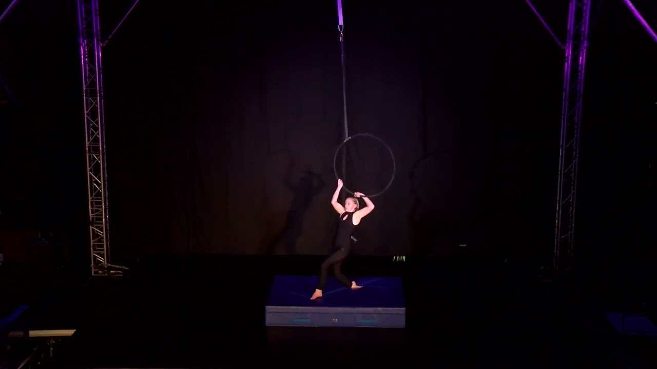 Charamzová Daniela 3  místo Winter Cup 2026 AERIAL HOOP AMATER WOMEN