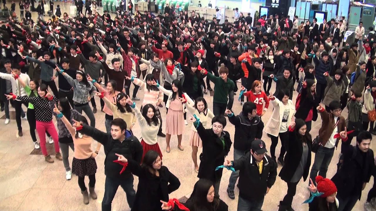 [121]대학생 1000여명이 함께 만든 국내최대 플래시몹