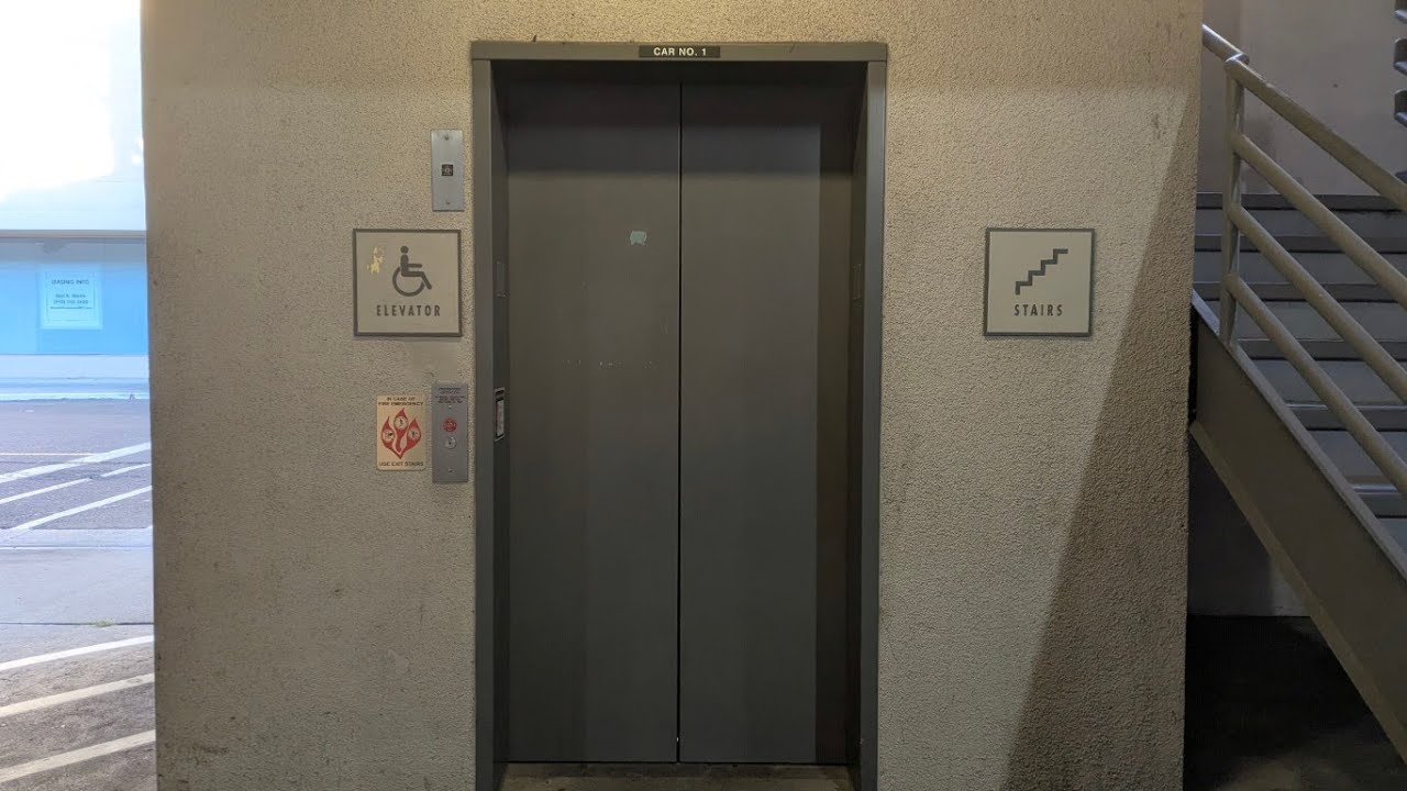 Hot Dover Elevator (Car 1) - Arden Fair Garage - Sacramento California