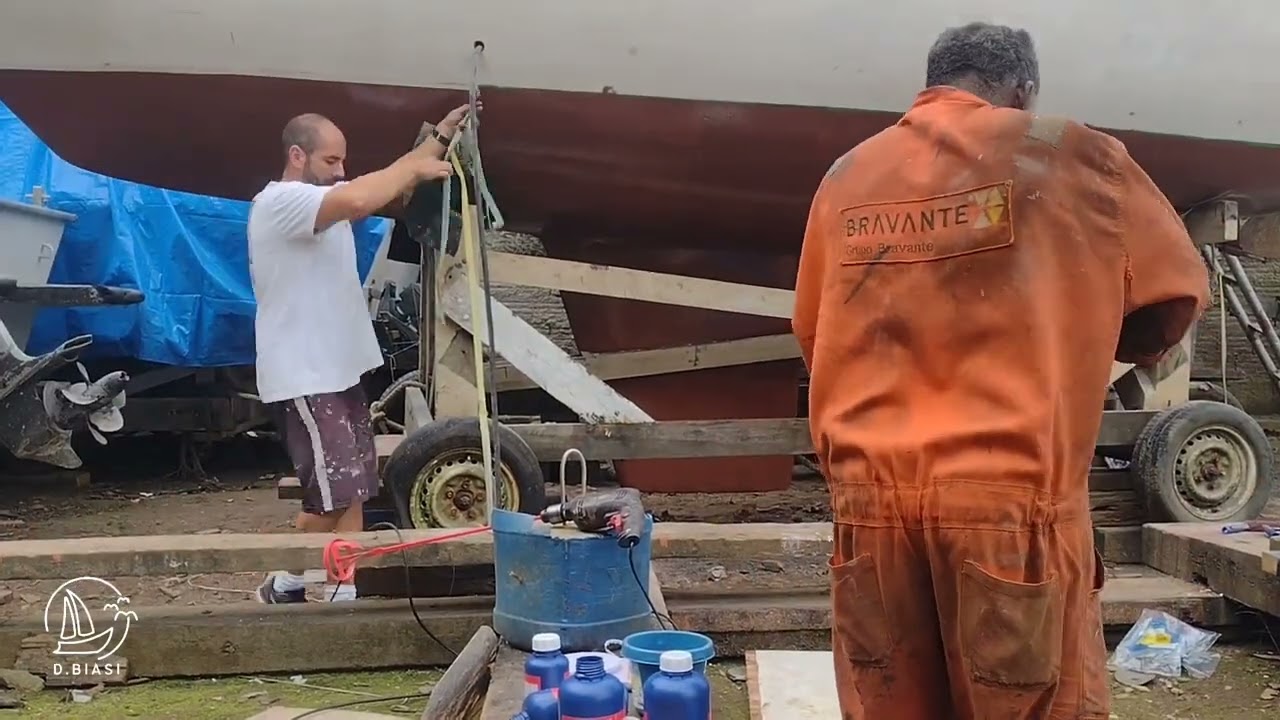 PINTURA DE FUNDO. COPPERPOBRE, EPÓXI COM COBRE. imitação de Coppercoat.