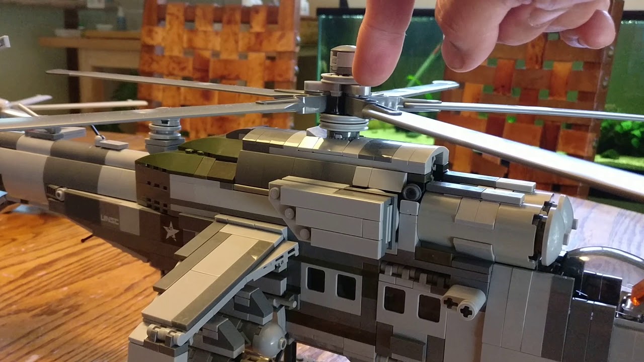 MOC Review: The Darth Designer's Lego Mi-24 / Mi-35 Hind
