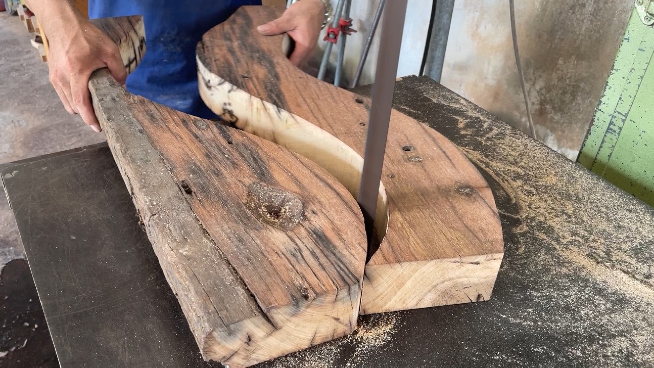 A Compilation Of Great Ideas From A 20 Year Old Carpenter - See How He Developed Them