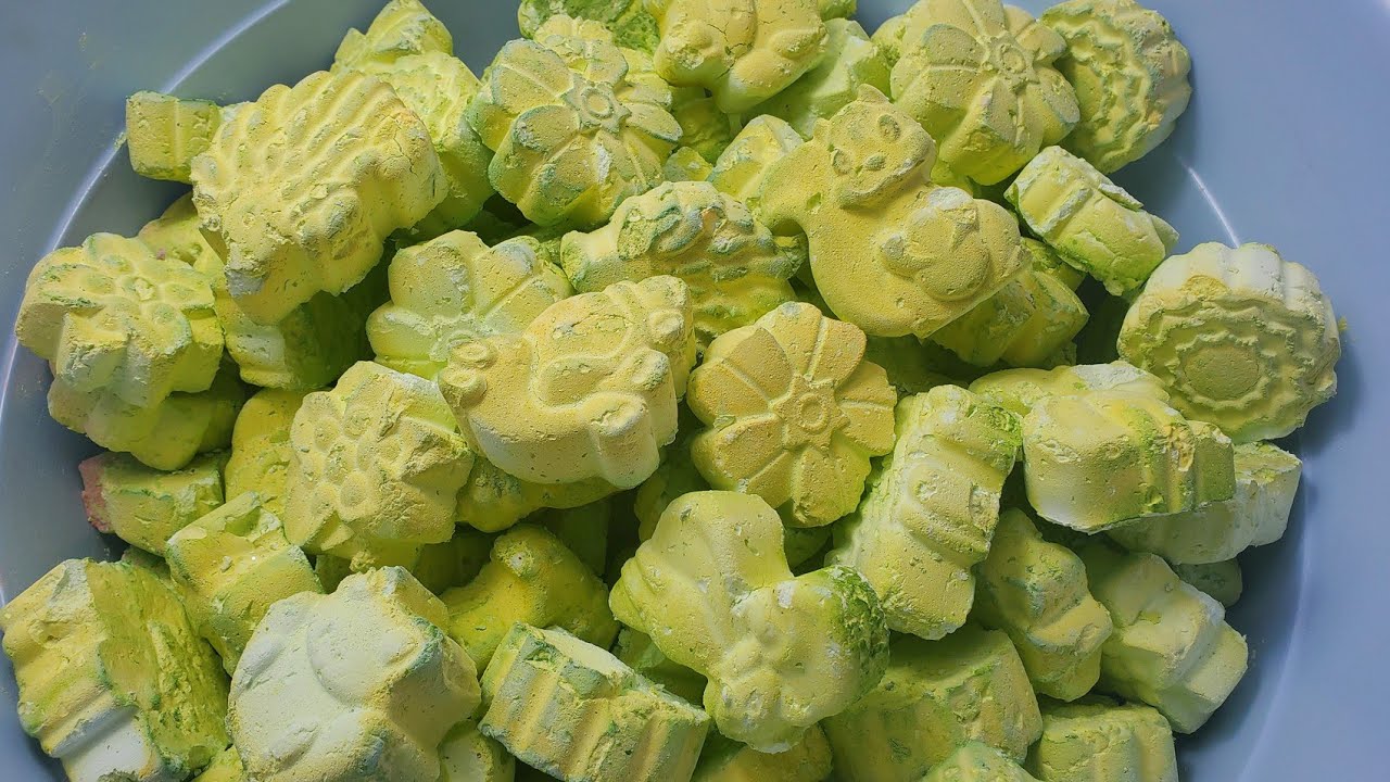 LITTLE  POWDERY GREEN ANIMALS +FLOWERS -GYM CHALK CRUMBLE-ASMR