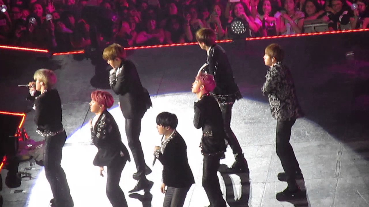 170311 BTS The Wings Tour in Chile - N.O + No More Dream + Boy In Luv + Danger