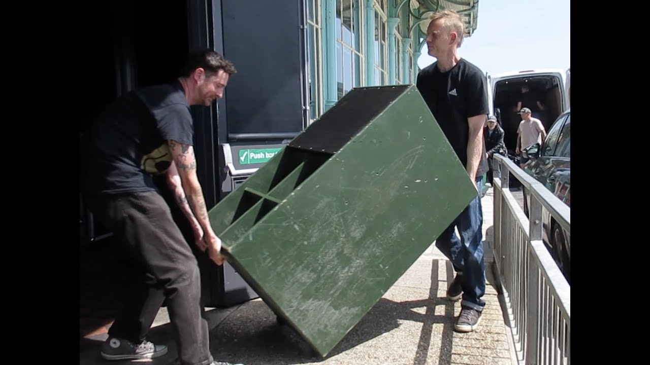 Roots Garden Sound System - Setting Up @Concorde 2, Madeira Drive, Brighton BN2 1EN 29/5/2023
