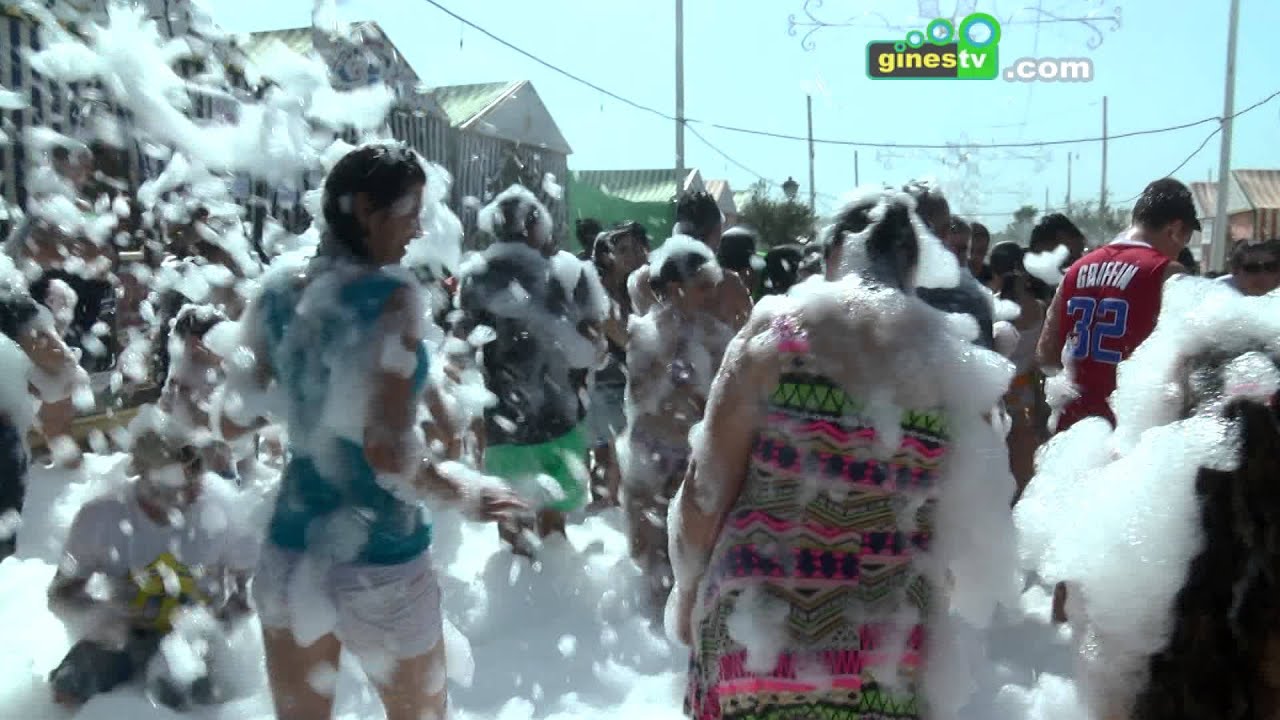 Gran fiesta de la espuma de la Feria de San Ginés 2015
