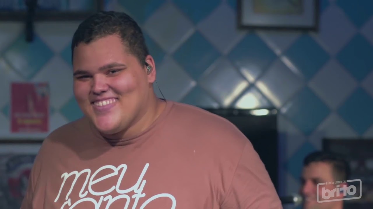 Grupo Menos &eacute; Mais - Desse jeito &eacute; ruim pra mim/ Melhor eu ir/ Ligando os Fatos/ Sonho de Amor